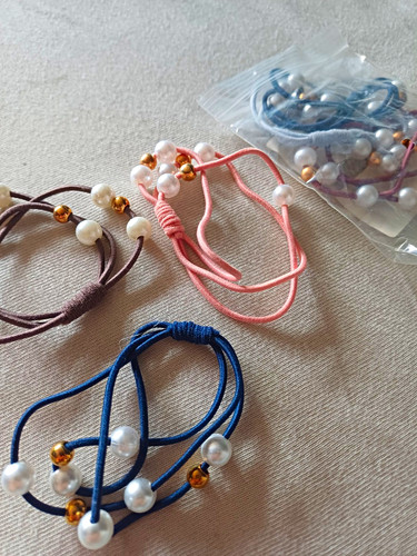 Perlen haargummi oder armband - perlen-haargummi,
